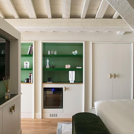 Hotel La Gemma Florence Luaran gambar The interior of a flat at the top of the building